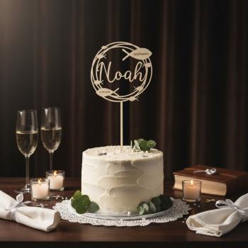 Runder Caketopper aus Birkenholz mit personalisiertem Namen, Anlass und Datum